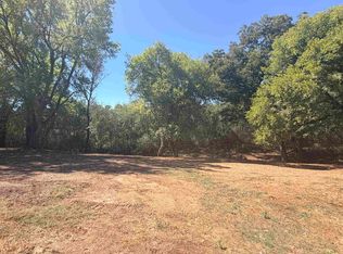 325 Cherokee St, Florence, AL 35630