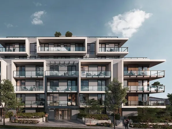 8398 Oak St #604, Vancouver, BC V6P 4B1