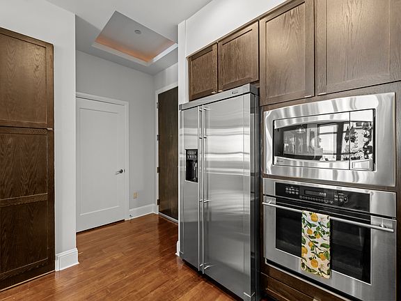 4th image of 5455 Landmark Pl Unit 815