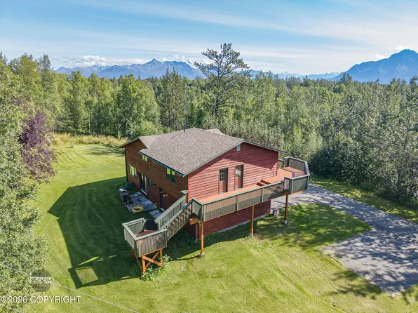 5305 E Iroquois Ct, Wasilla, AK 99654