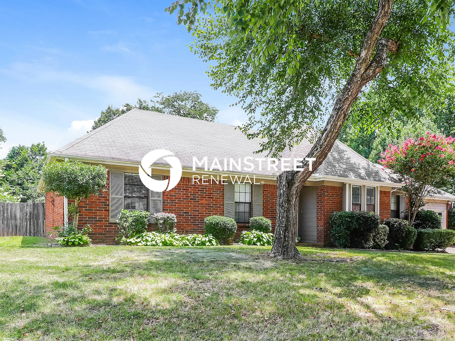 2836 Rockcreek Pkwy — Photo 2