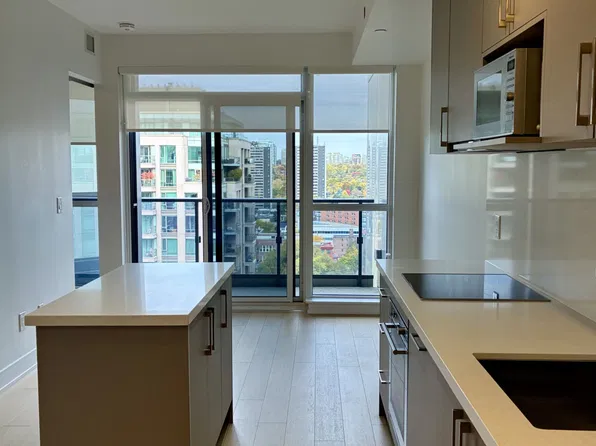 88 Cumberland St, Toronto, ON
