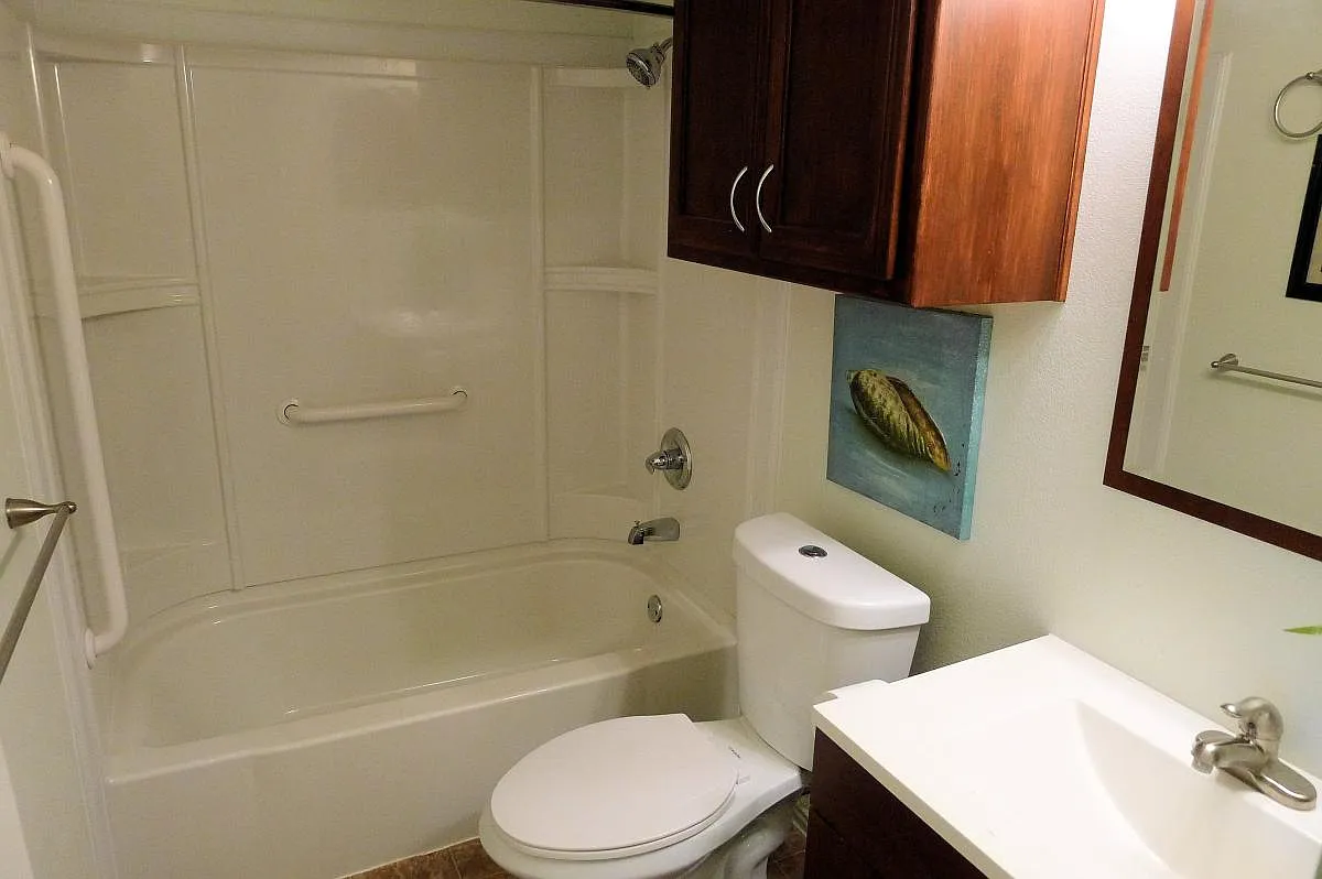 3 bed, 1405 sqft, $1,655 — Photo 3