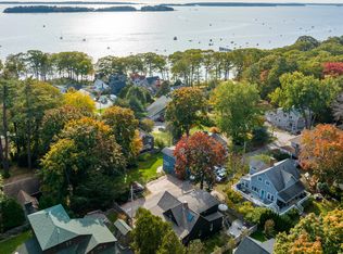 12 Ennis St, Falmouth, ME 04105