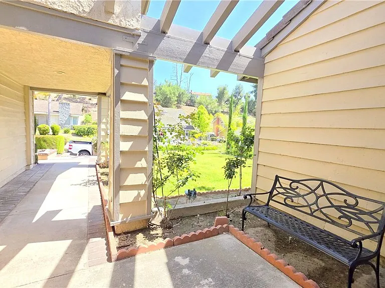 21355 Chirping Sparrow Rd — Photo 3