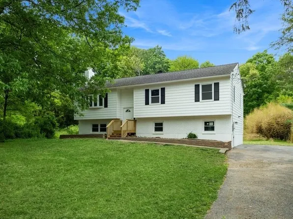113 Benton Moore Road, Hopewell Junction, NY 12533