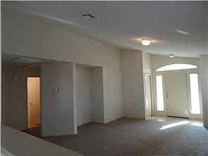 5th image of 12925 White House St