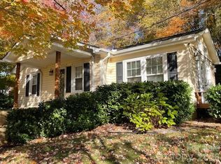 271 Wiggins Rd, Candler, NC 28715