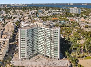 7135 Collins Ave APT 1536, Miami Beach, FL 33141