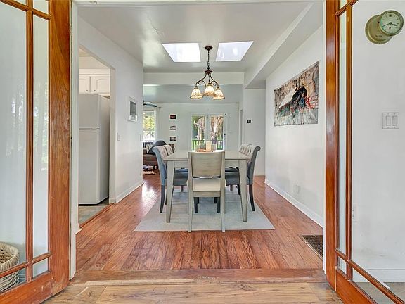 3rd image of 20361 1ST STREET
