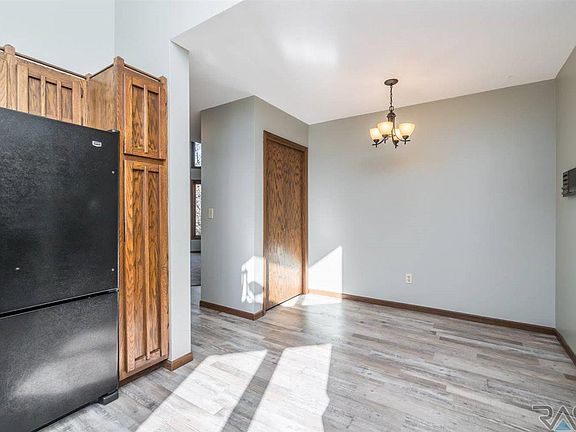 4th image of 26916 Baker Park Pl