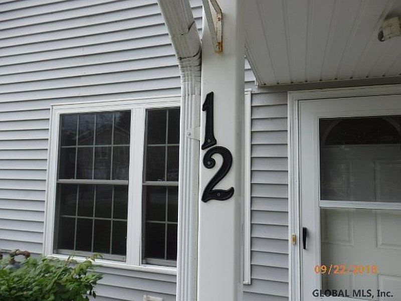 3rd image of 27-12 WARSAW Avenue #12