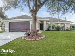 8352 Bahamas Rd, Fort Myers, FL 33967