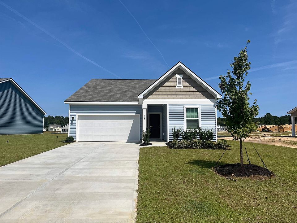 1st image of 513 Castillo Dr.