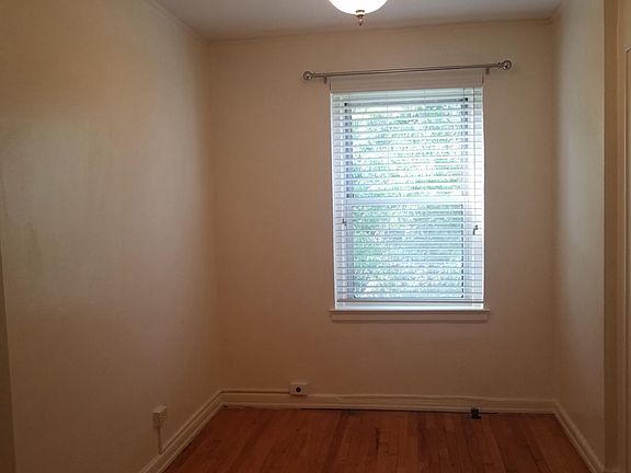 5th image of 134 Woodside Grn