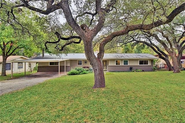 1st image of 11901 Oakwood Dr