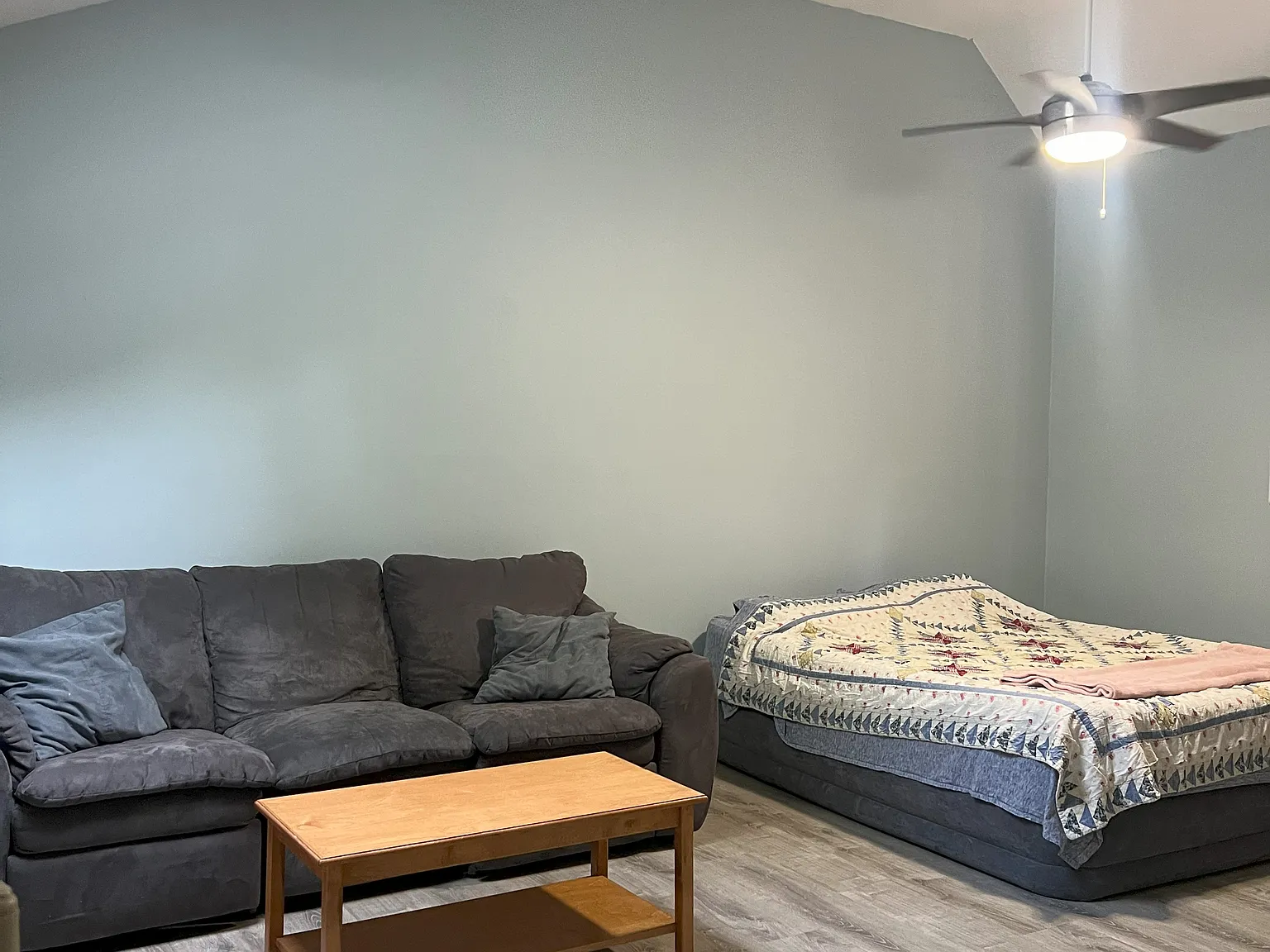 Studio, 425 sqft, $2,600 — Photo 3