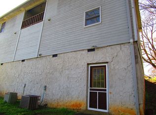 18 N 4th St SE #C, Lindale, GA 30147