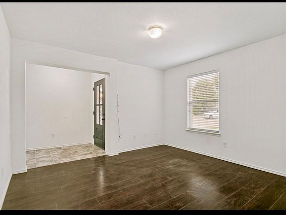 4th image of 4504 Wheat Field Dr