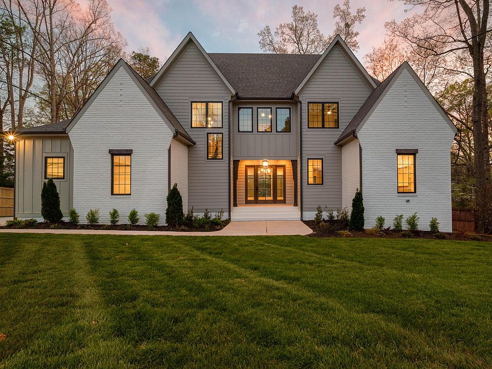 1st image of 304 Windel Dr