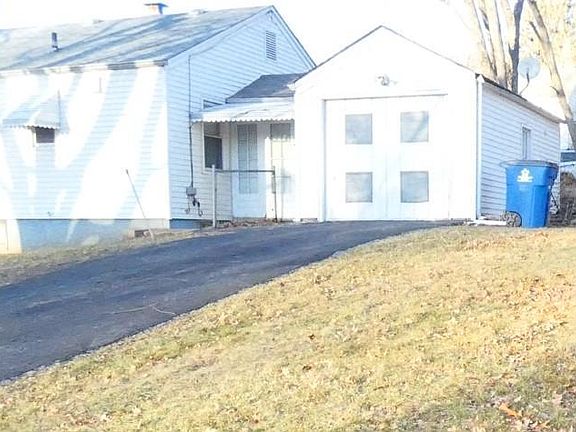 2nd image of 5300 College Ave