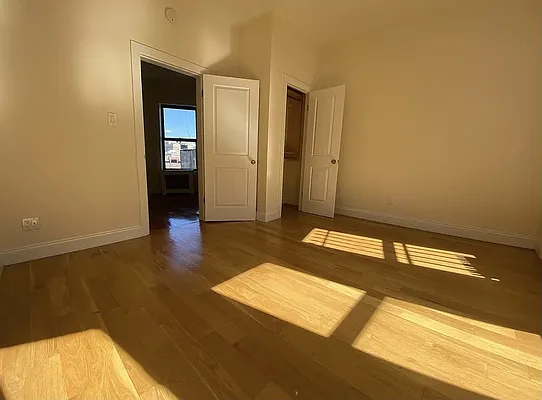 Rented by Corcoran | media 14