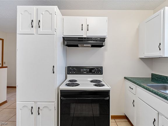 5th image of 732 Vernon Odom Blvd