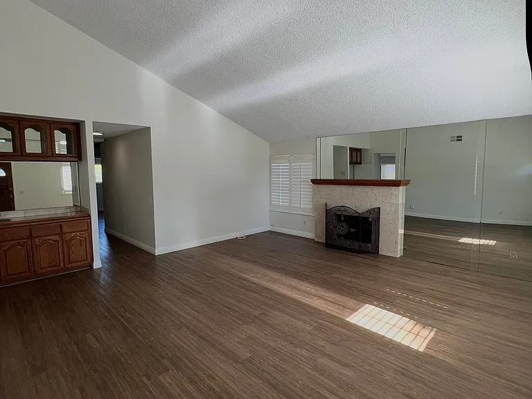 11605 Java St — Photo 6