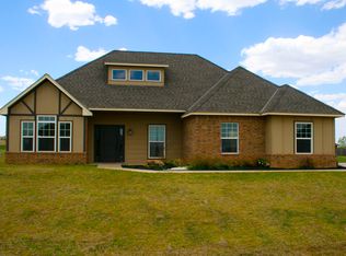 229 Happy Hollow Ln, Elgin, OK 73538