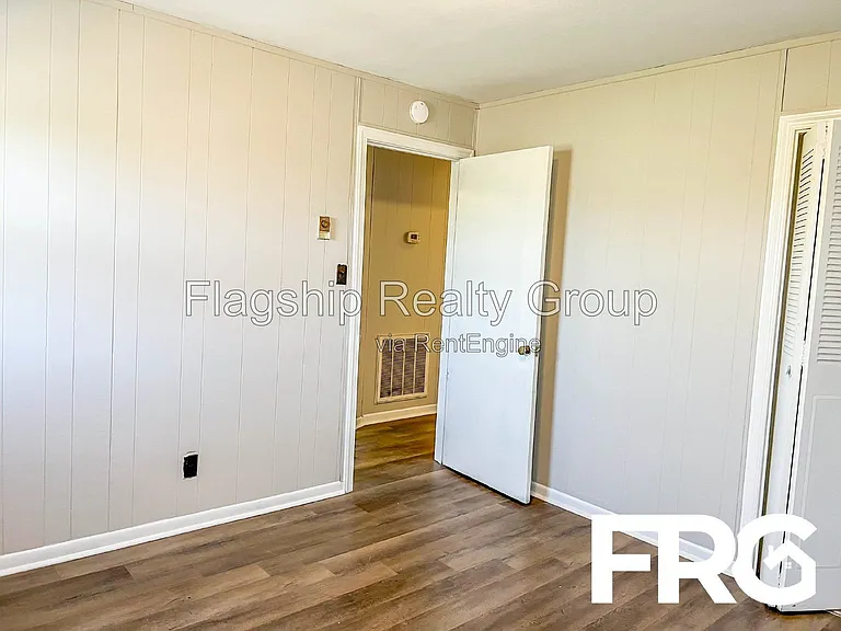 231 Bunche Dr — Photo 37