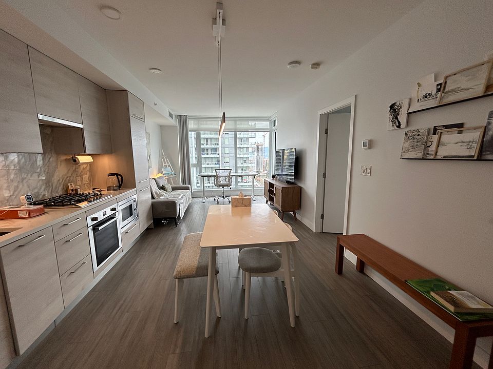 Living room+Kitchen