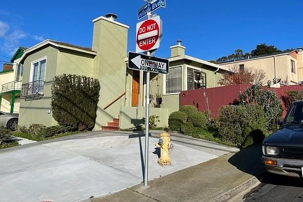 1st image of 257 Hillside Blvd