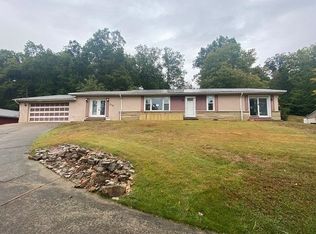 714 E Main St, Grayson, KY 41143