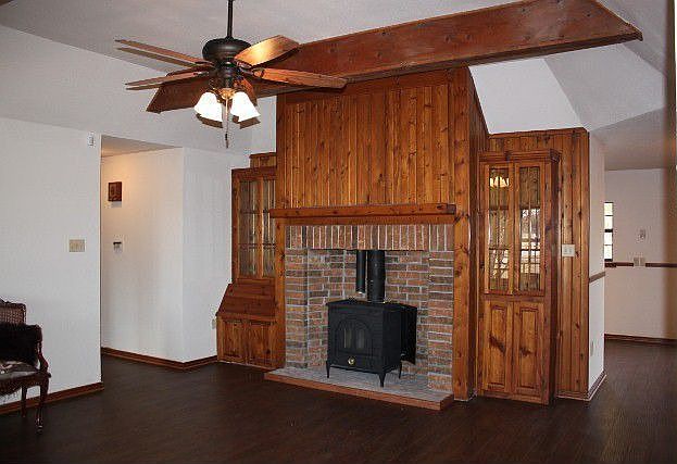 2nd image of 226 Timberview Ct