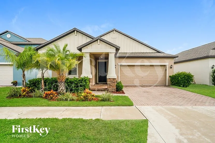 9660 Ivory Dr