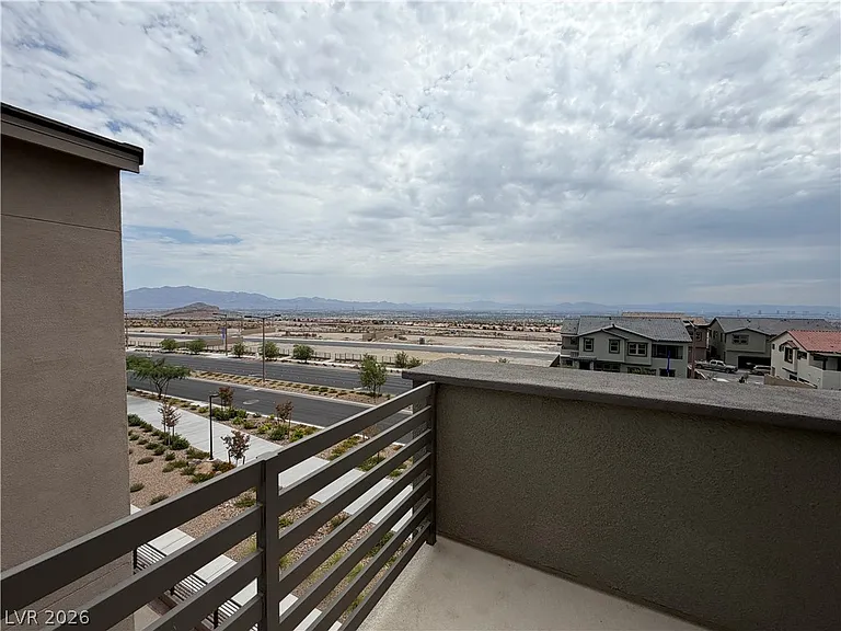 1741 N Desert Foothills Dr — Photo 34