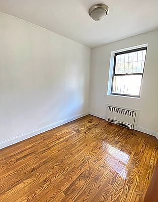 4th image of 433 Columbia St #A