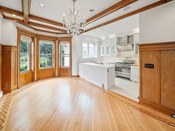 4th image of 403 Parkside Ave #1