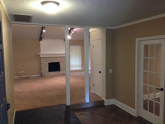 Entry Way from front door