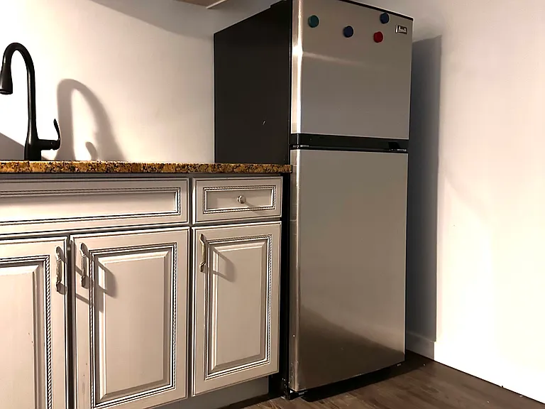 31 Drew St — Photo 2