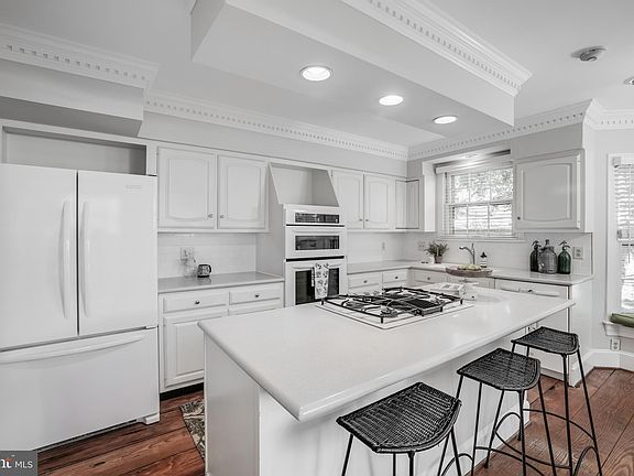 5th image of 715 S Lee St #1/2