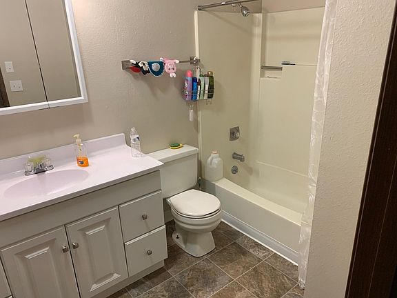 4th image of 34132 1st Pl S APT D