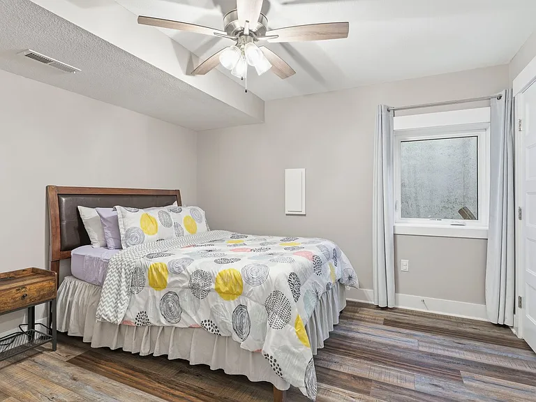 8849 Moonbug Ln — Photo 40