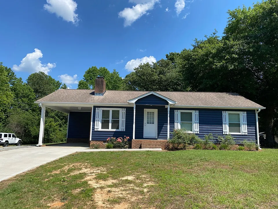 204 Moritz Rd