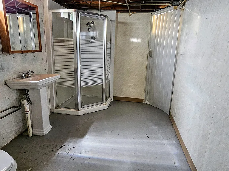 3744 Fillmore St — Photo 8