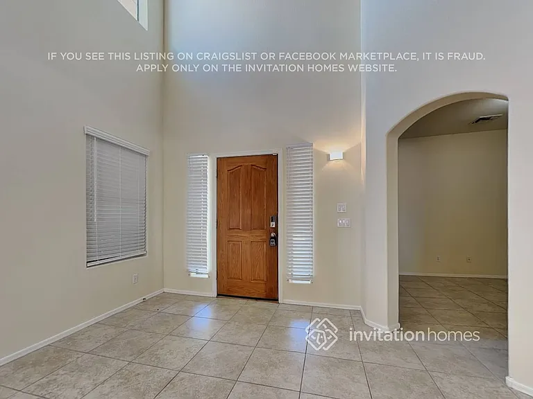 16037 W Banff Ln — Photo 5