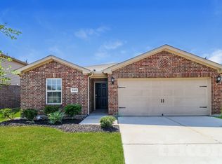 648 Totem Trail Dr, La Marque, TX 77568