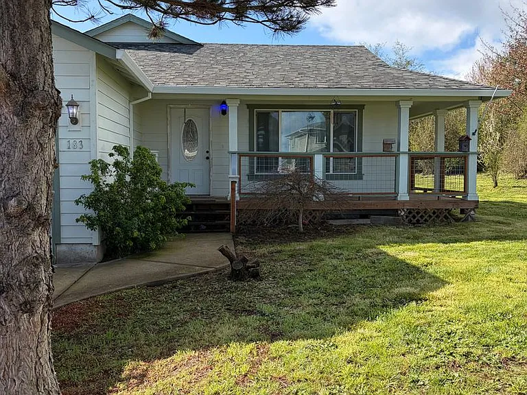 183 E Roosevelt St — Photo 1