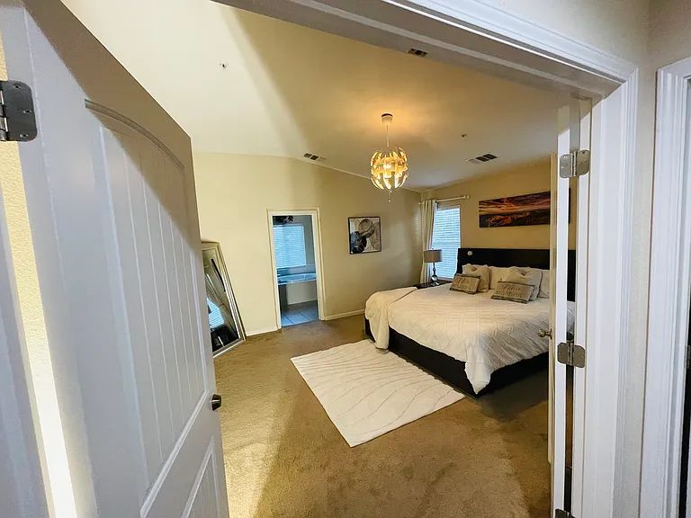 274 Altadena Cir — Photo 17