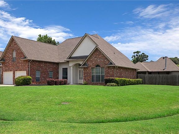 4th image of 500 Drake Elm Ct